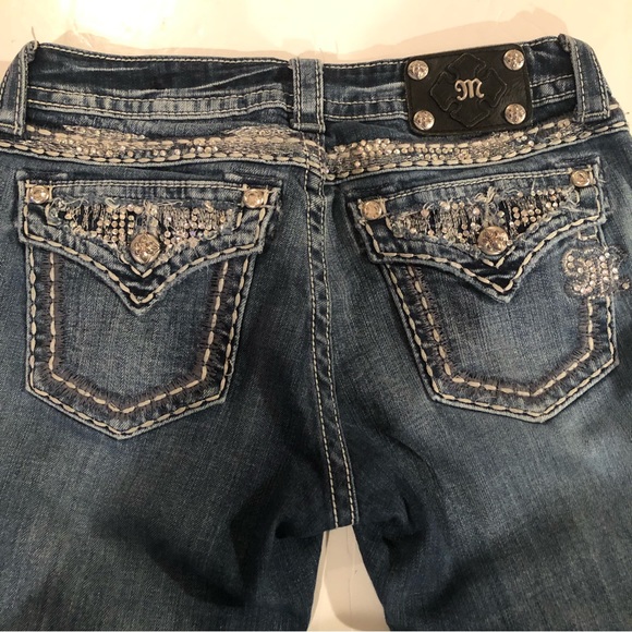 Miss Me Denim - MISS ME Distressed Easy Capri JEANS 28